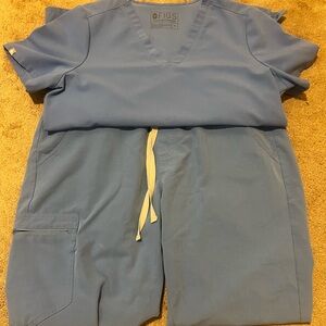 EUC FIGS Scrubs Ceil Blue Woman’s Size Medium Casma Top - Large Zamora Joggers